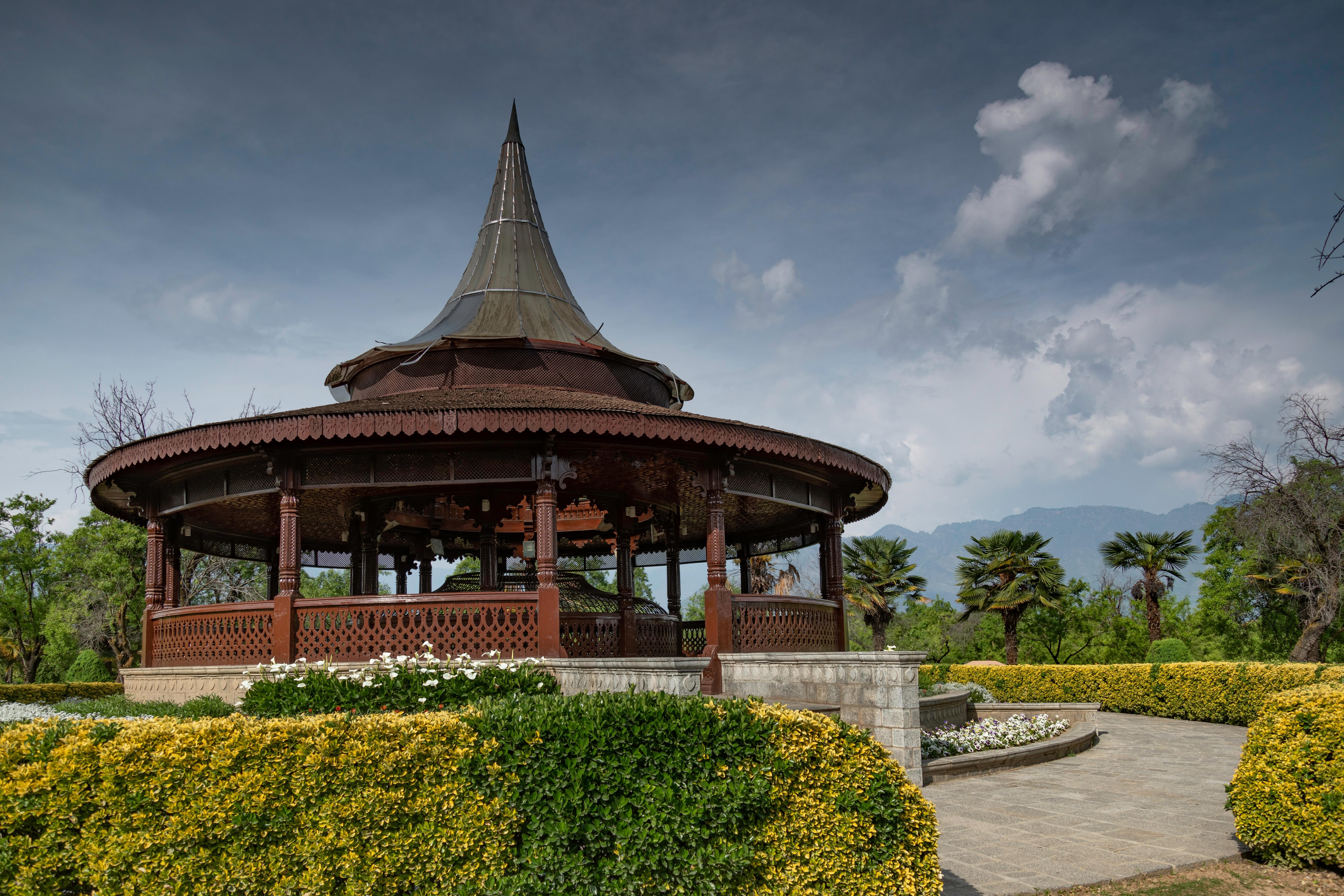 Kashmir Packages from Vadodara | Get Upto 40% Off