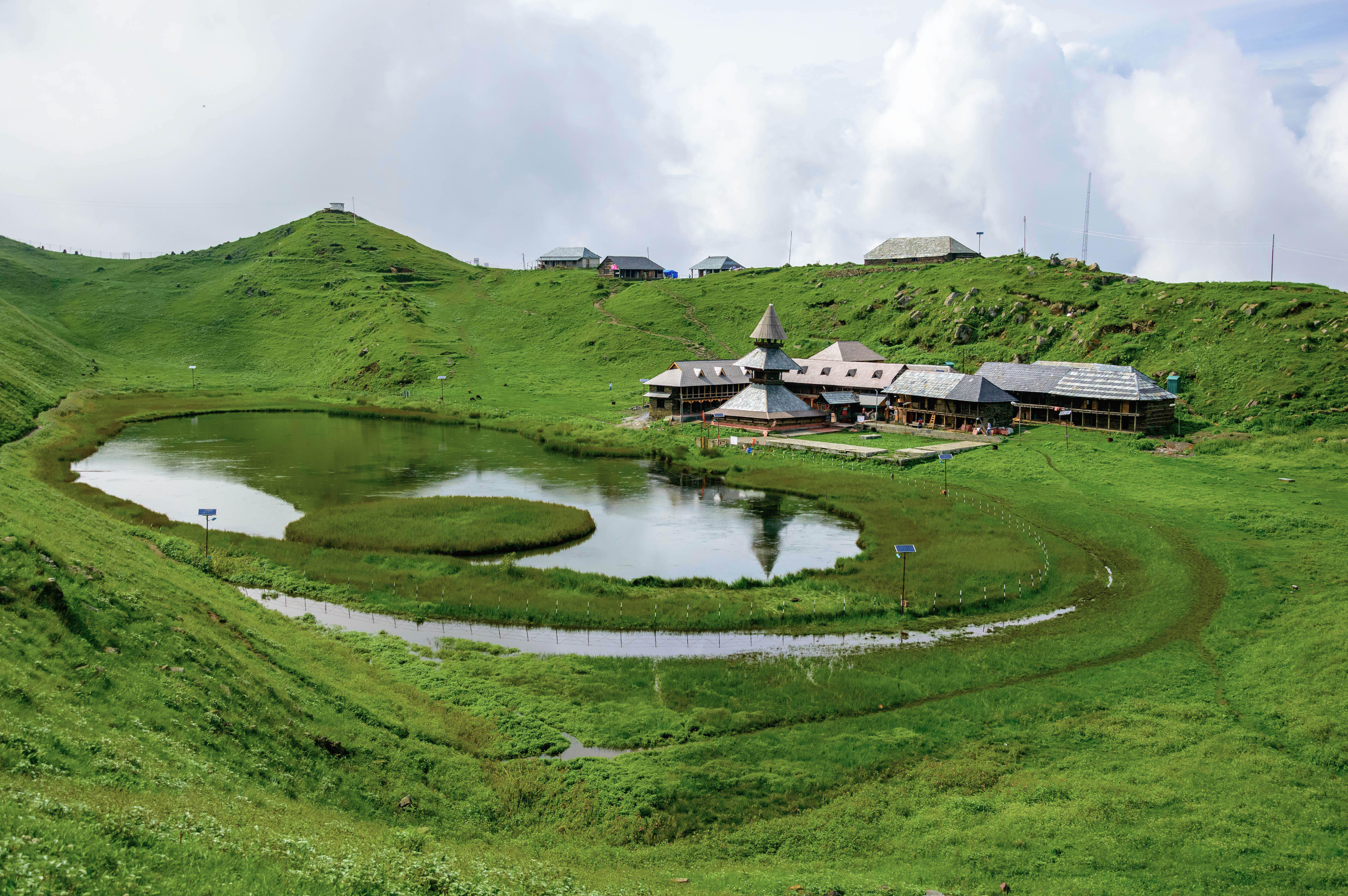 Parashar Lake