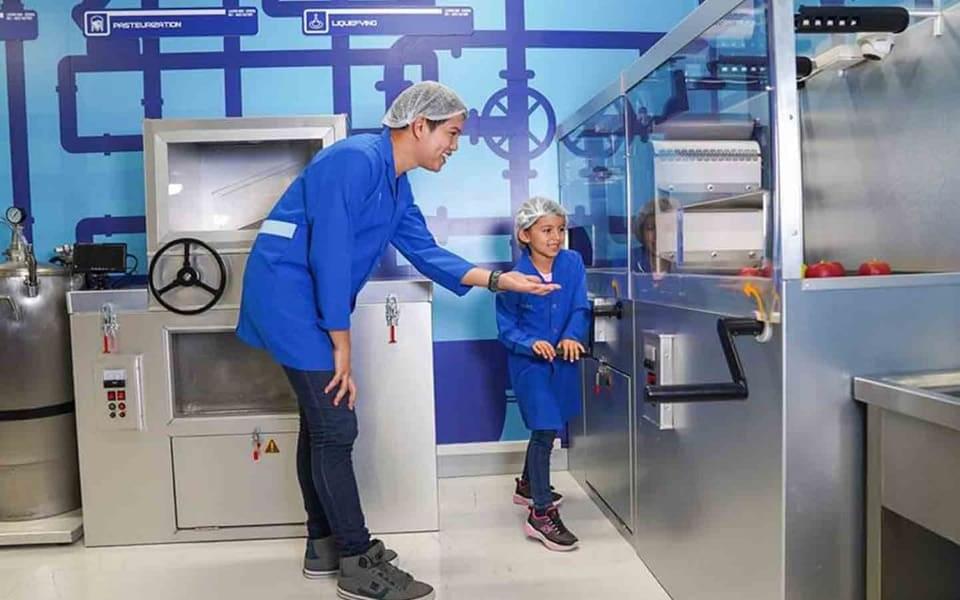 Work in the Kinder Chocolate Factory