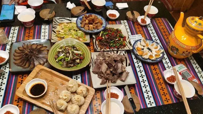 Eat Tibetan food