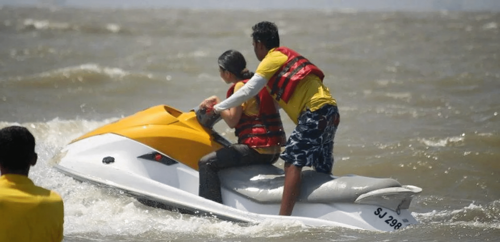 Water sports at Benaulim Beach