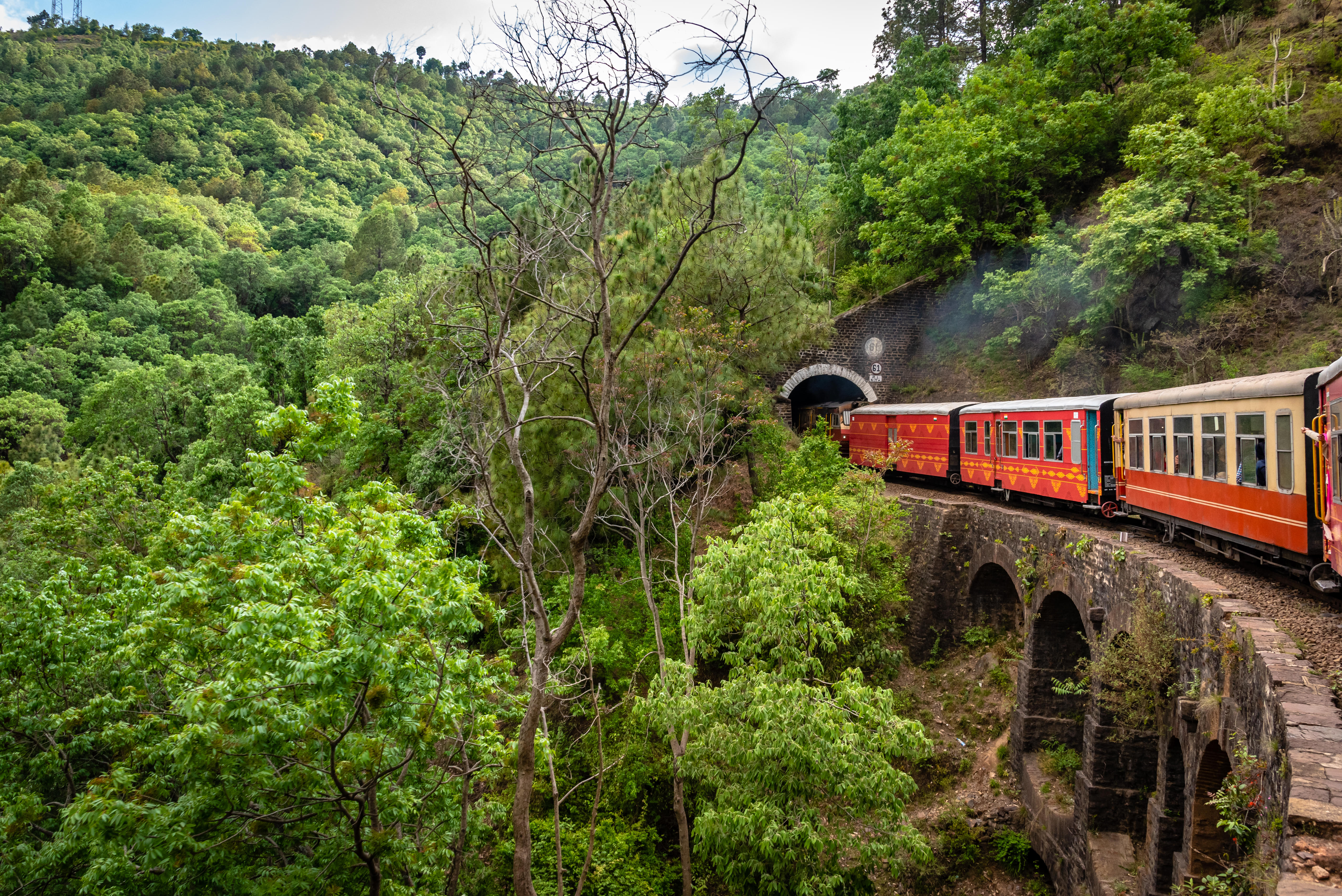 Shimla Packages from Surat | Get Upto 40% Off