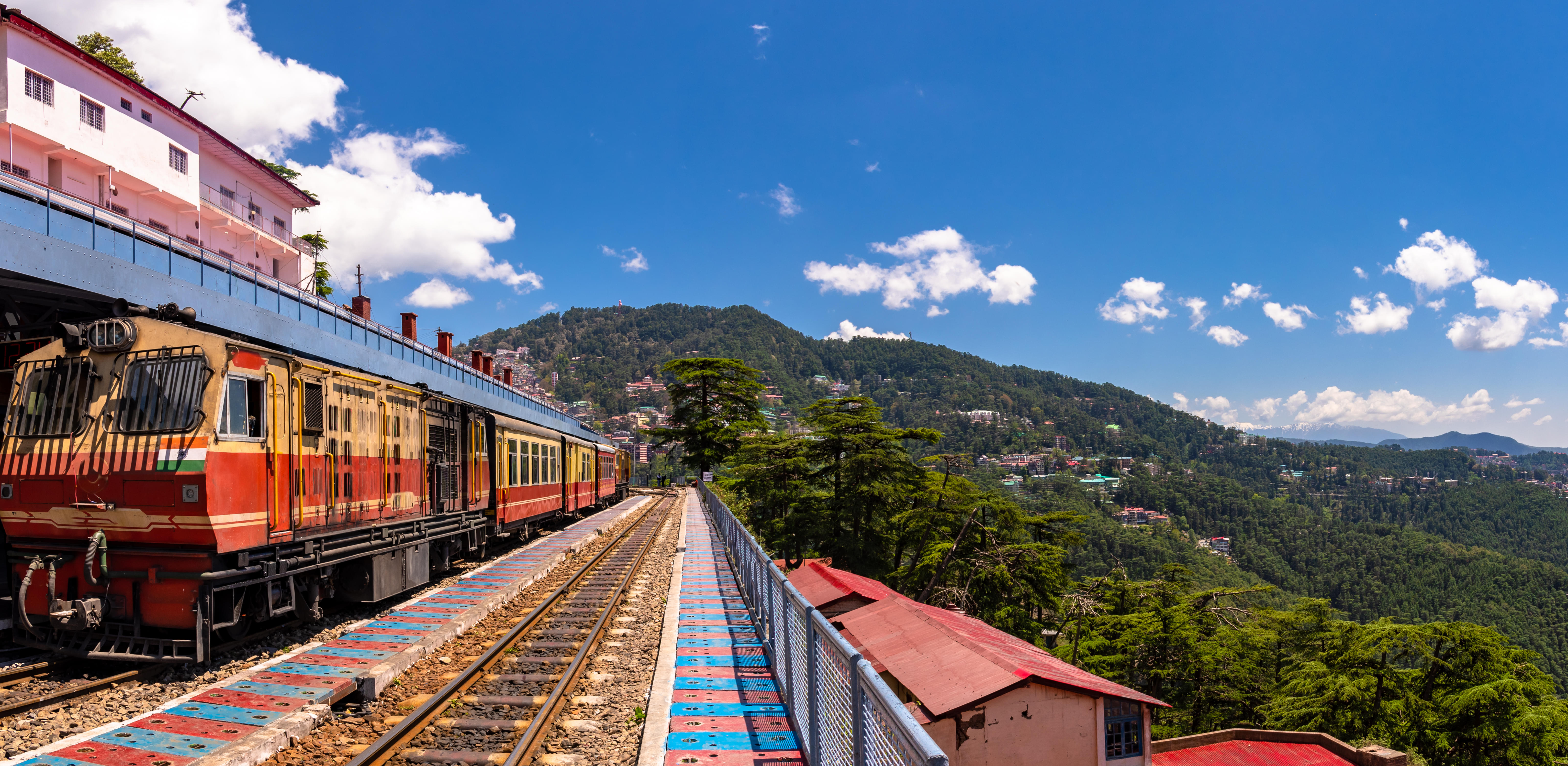 Shimla Packages from Surat | Get Upto 40% Off
